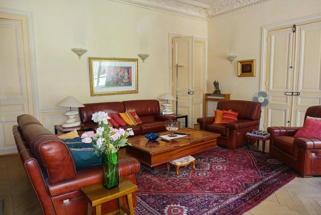 Apartment Monceau/villiers : Magnifique 6p