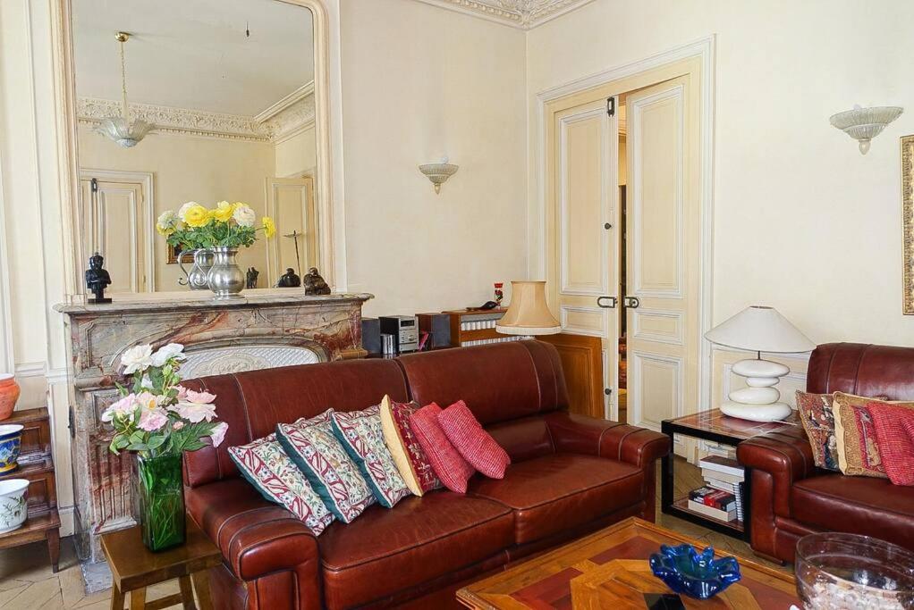 Apartment Monceau/villiers : Magnifique 6p *